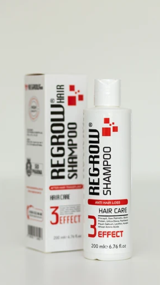 Trois bouteilles de shampooing SEO Pharma Hair Grow